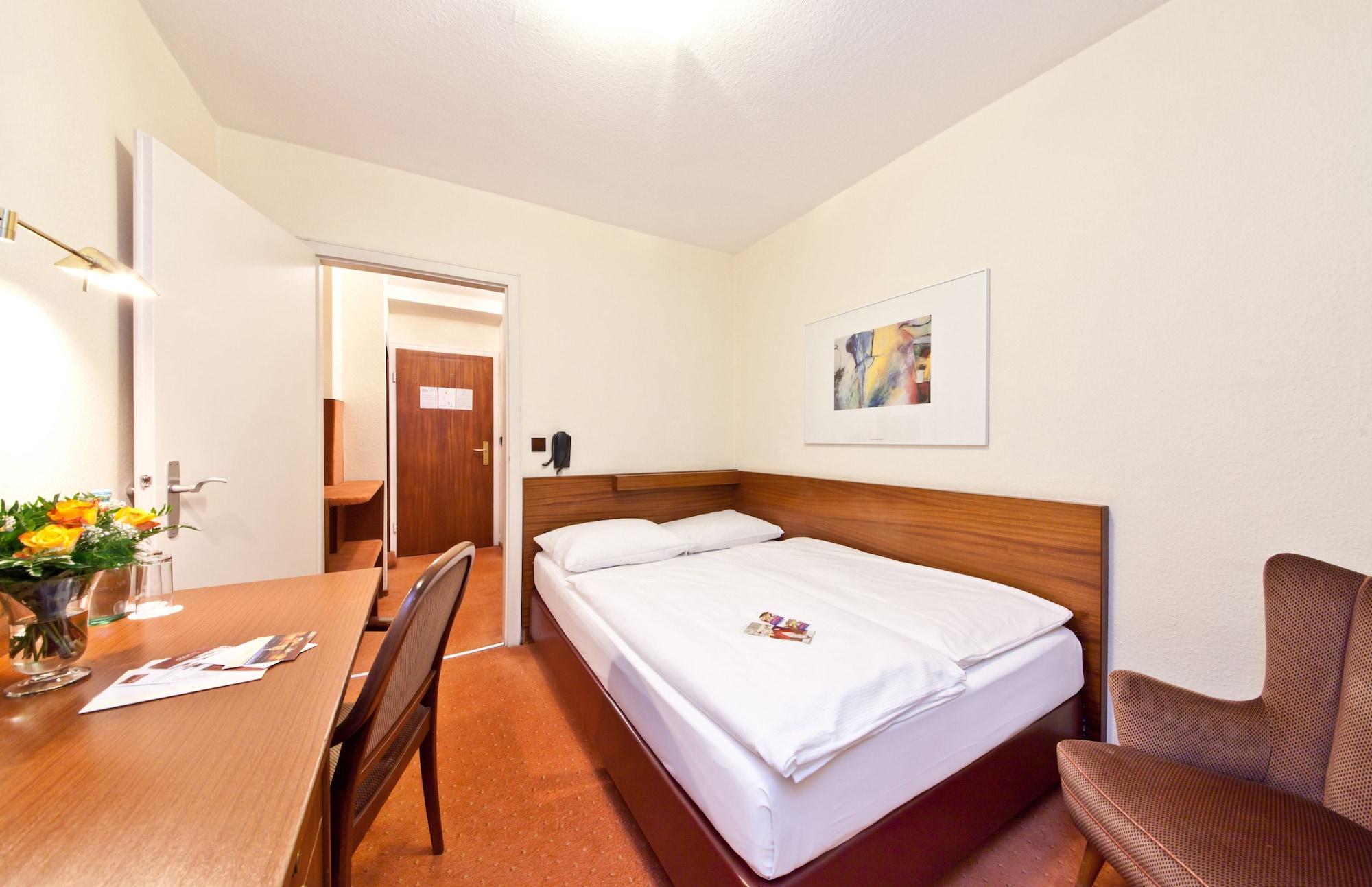 Plaza Inn Rieker Stuttgart Hauptbahnhof Dış mekan fotoğraf