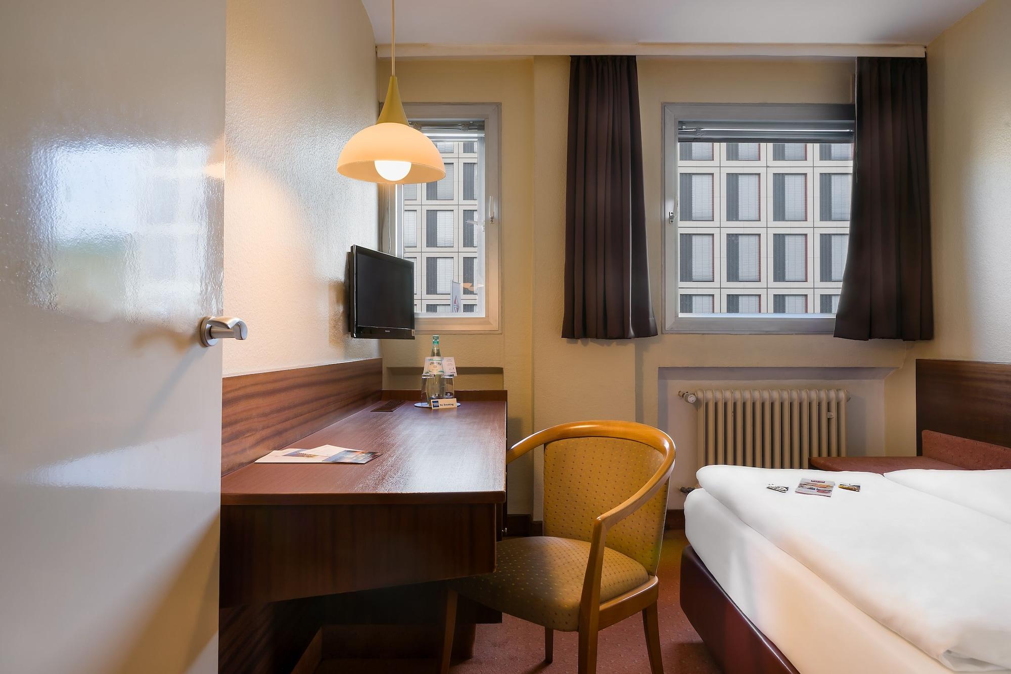Plaza Inn Rieker Stuttgart Hauptbahnhof Dış mekan fotoğraf