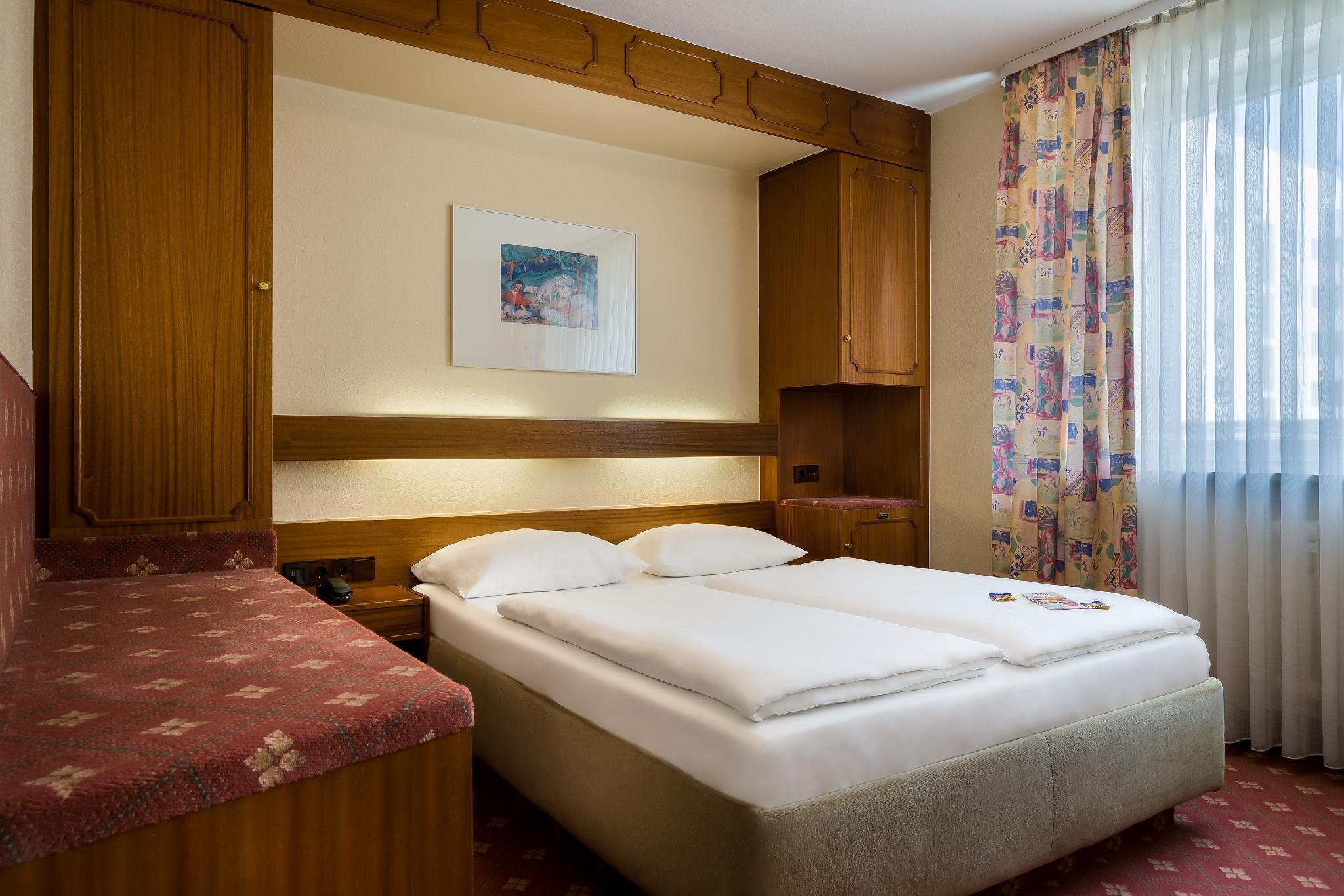 Plaza Inn Rieker Stuttgart Hauptbahnhof Dış mekan fotoğraf