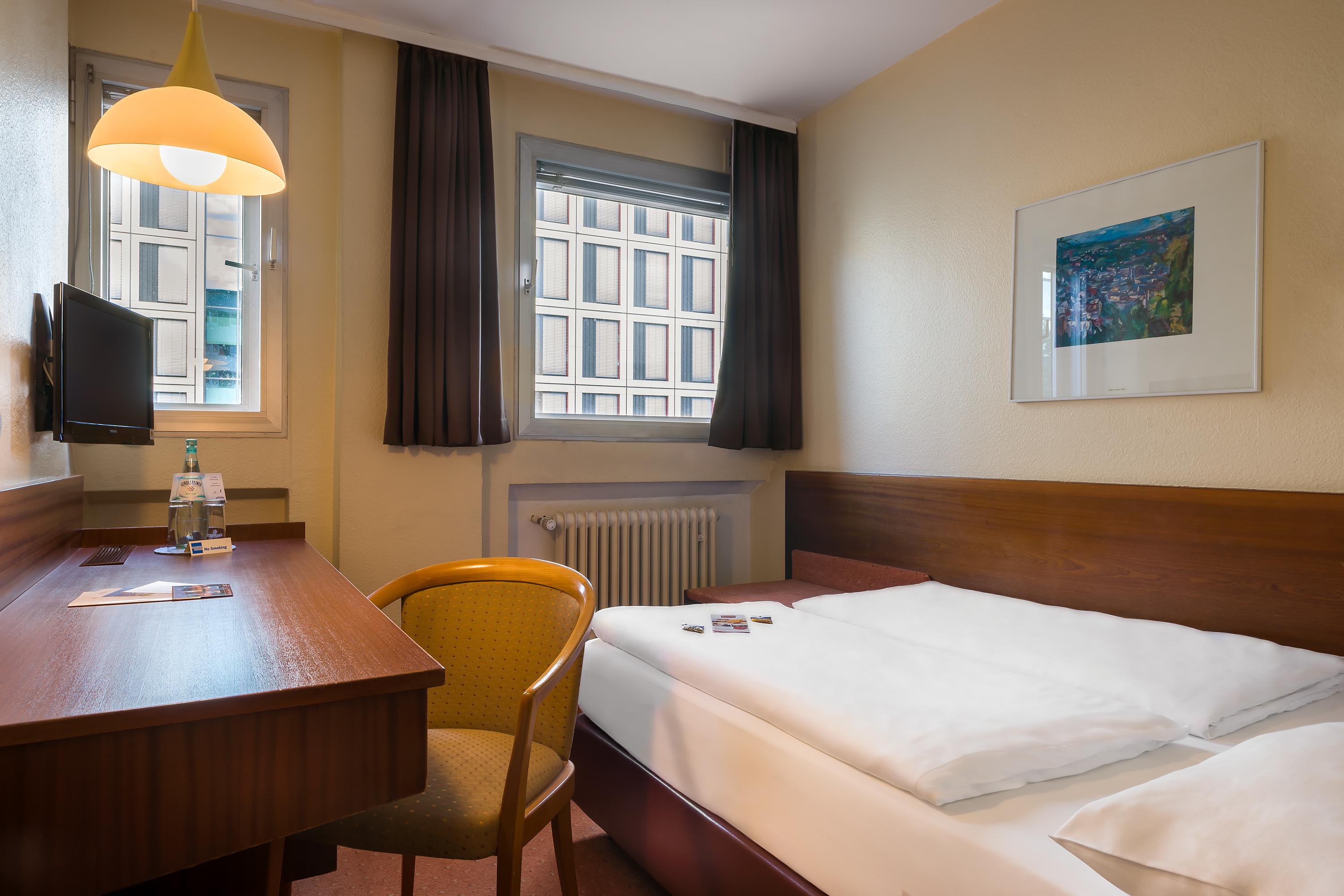 Plaza Inn Rieker Stuttgart Hauptbahnhof Dış mekan fotoğraf
