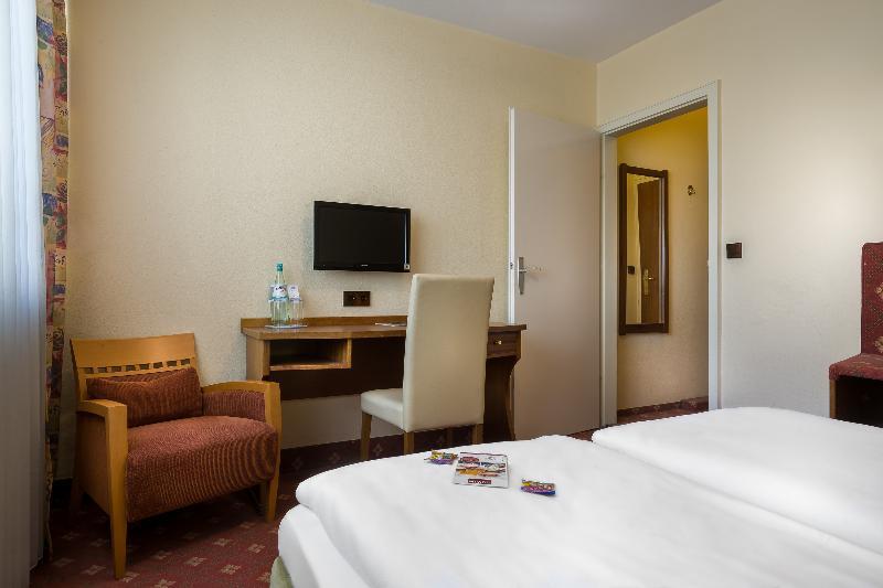 Plaza Inn Rieker Stuttgart Hauptbahnhof Dış mekan fotoğraf